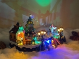 Weihnachtsdorf/-szene: Eislaufplatz mit LED Beleuchtung, Musik und sich bewegenden Eislufern, inklusive Netzadapter